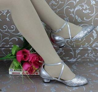 成人摩登舞蹈老师视频,解锁优雅舞步魅力